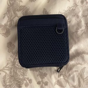 Small Arlo Tech Organizer